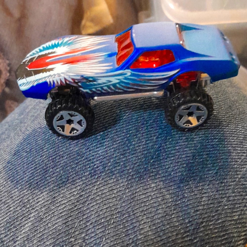 Hot wheels  1975 Corvette